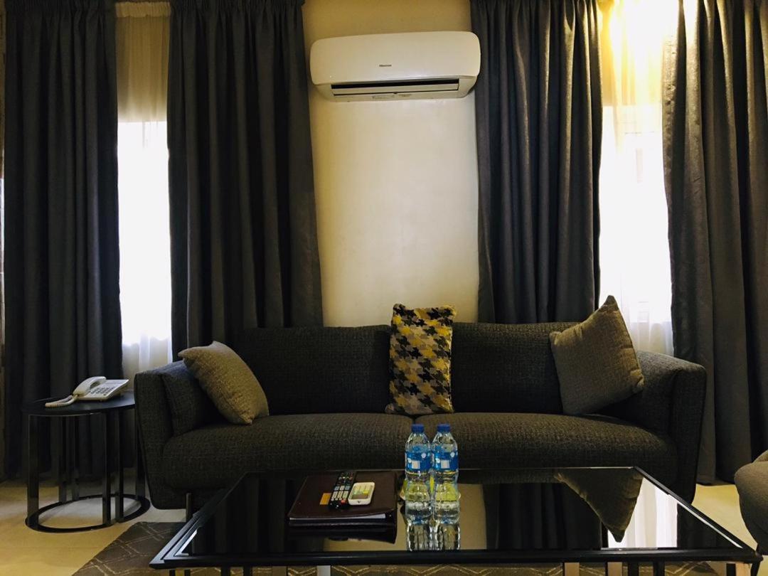Summerset Continental Hotel Maitama By T E L E Hospitality 아부자 외부 사진
