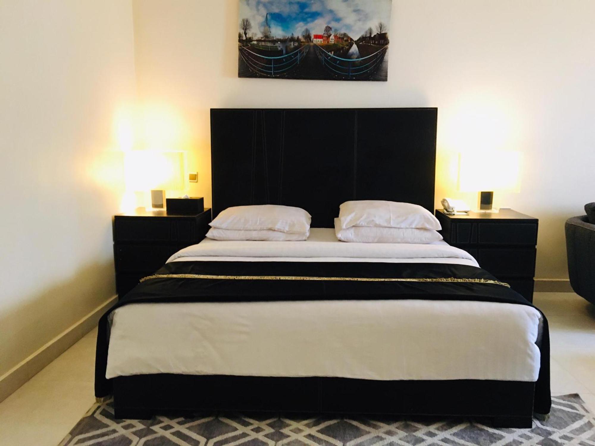 Summerset Continental Hotel Maitama By T E L E Hospitality 아부자 외부 사진