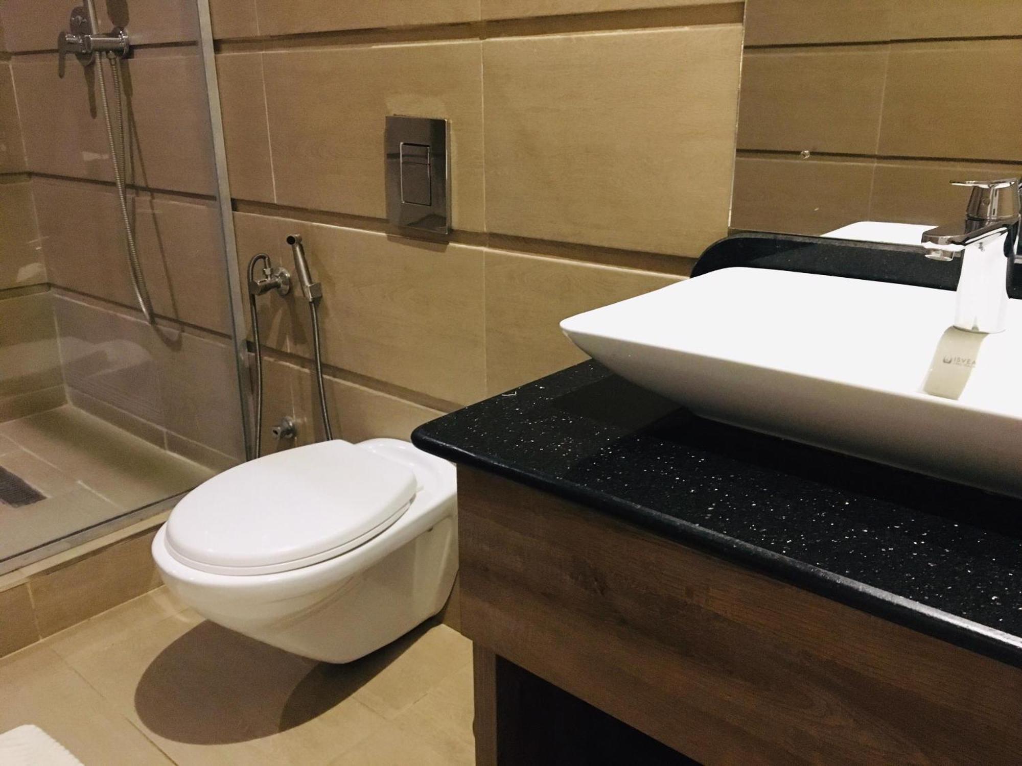 Summerset Continental Hotel Maitama By T E L E Hospitality 아부자 외부 사진