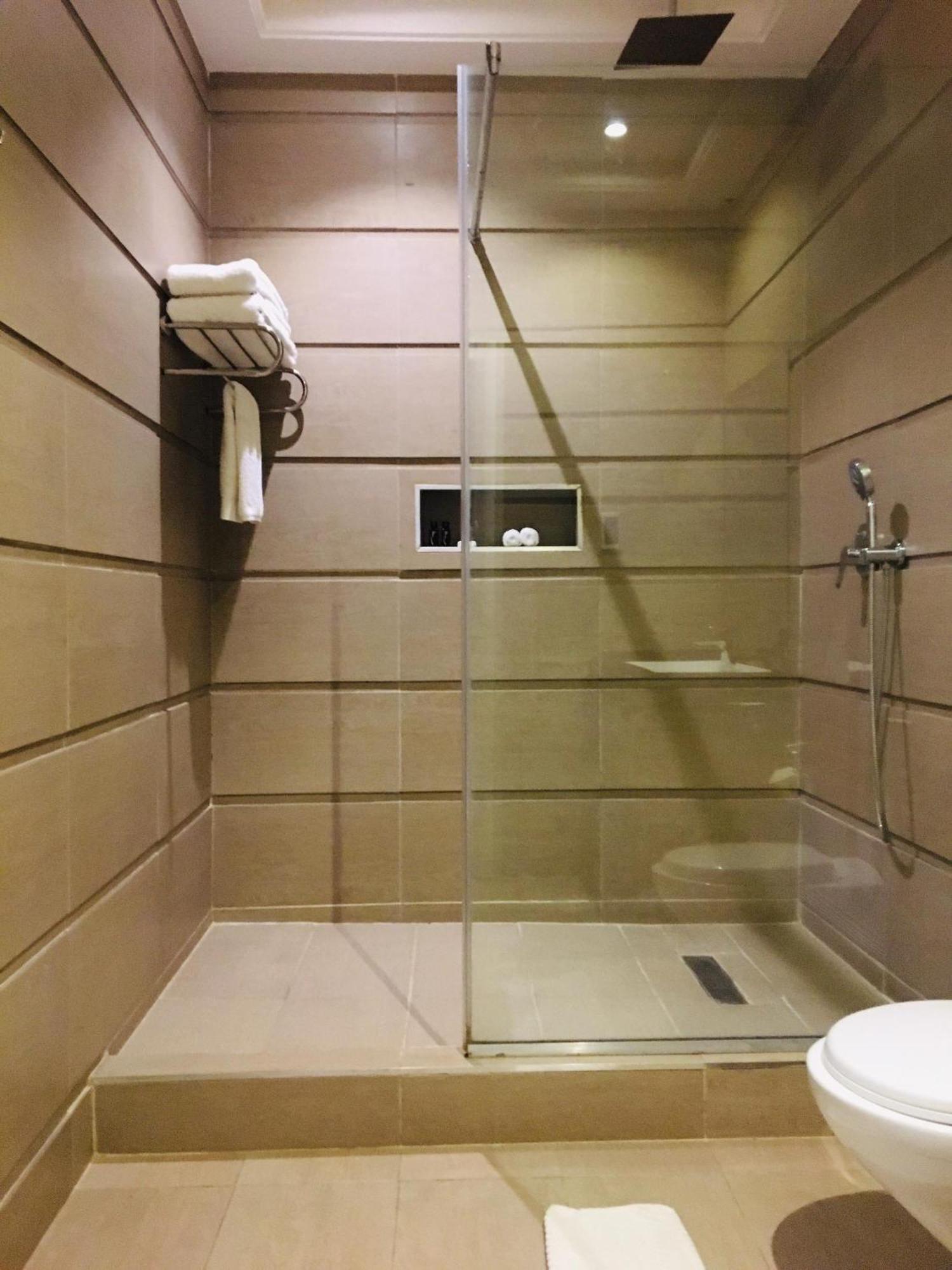 Summerset Continental Hotel Maitama By T E L E Hospitality 아부자 외부 사진