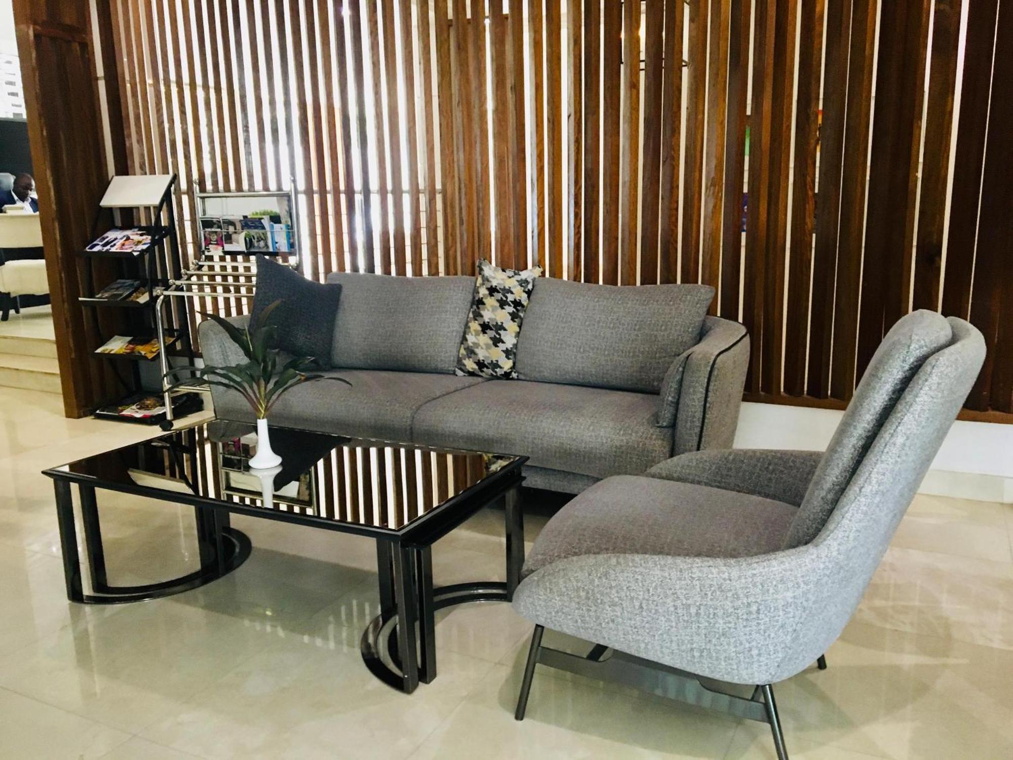 Summerset Continental Hotel Maitama By T E L E Hospitality 아부자 외부 사진