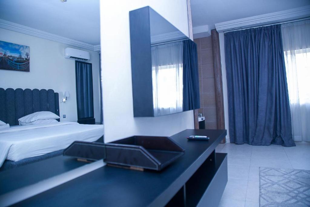 Summerset Continental Hotel Maitama By T E L E Hospitality 아부자 외부 사진