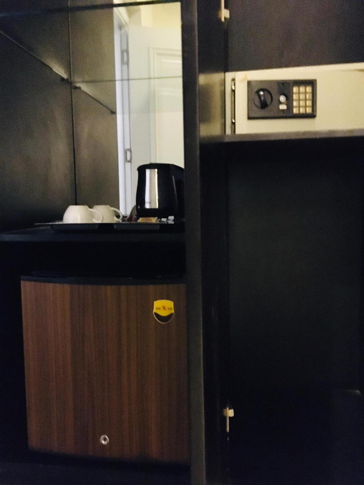 Summerset Continental Hotel Maitama By T E L E Hospitality 아부자 외부 사진
